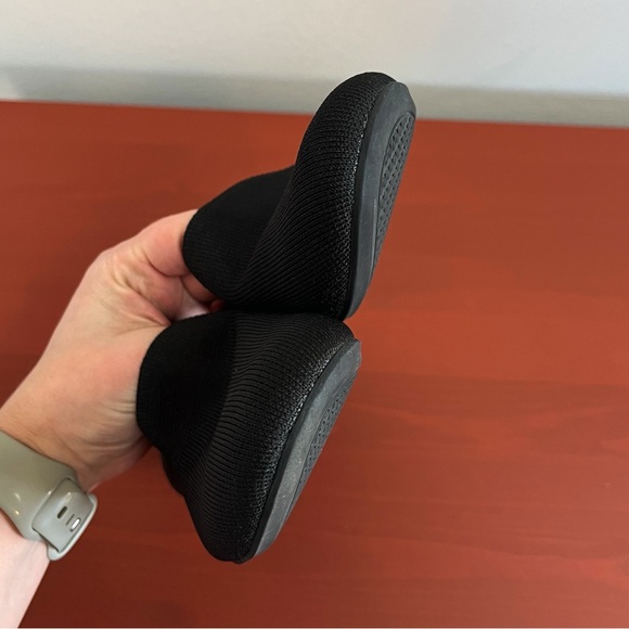 Rothy's Black Slip On Round Toe Loafers Women's Size 9 Washable Office Classic - Picture 6 of 9